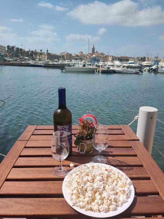 Sardinia Houseboat Ad *